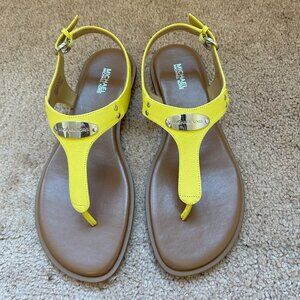 Michael Kors Plate Sandals